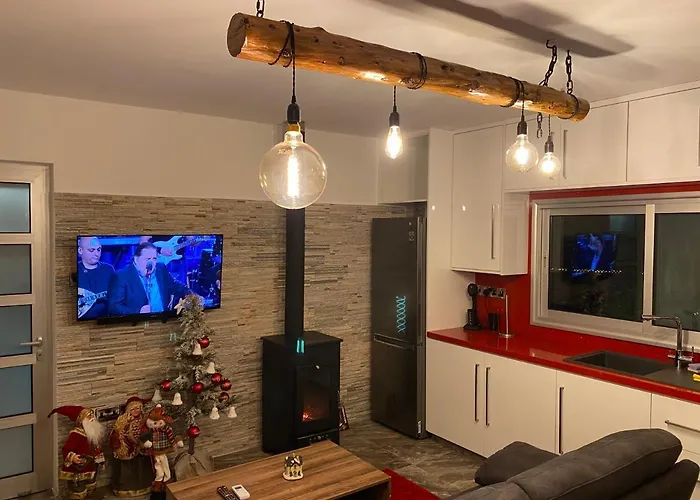 Sofros Valley Hills Chalet