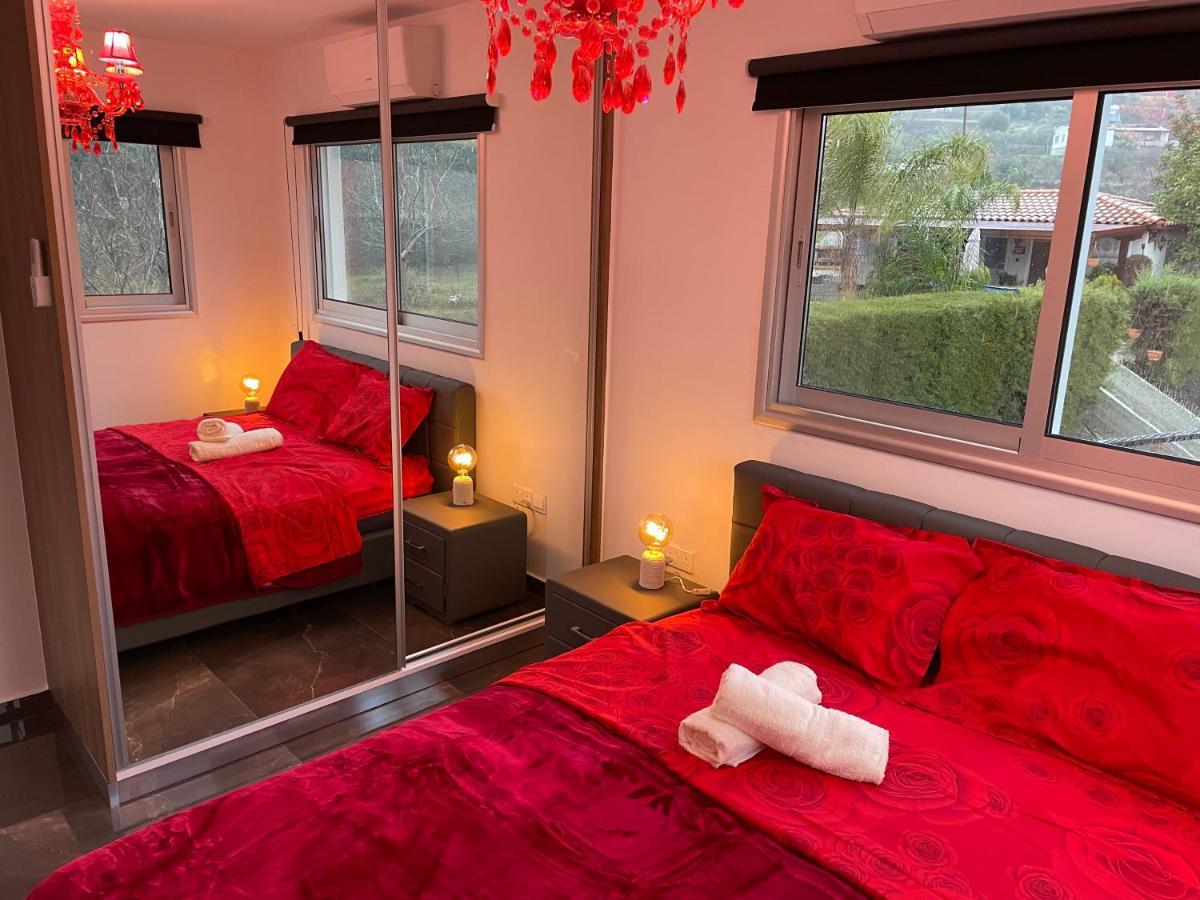 Chalet Sofros Valley Hills *