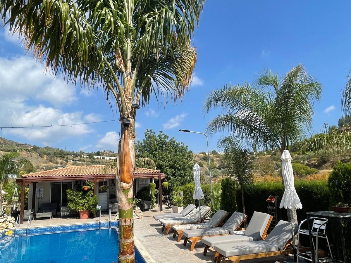Sofros Valley Hills Chalet